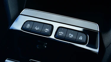 Vauxhall Mokka - controls