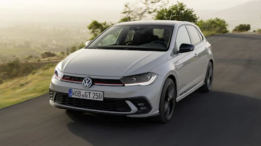 Volkswagen GTI Edition 25 - front tracking