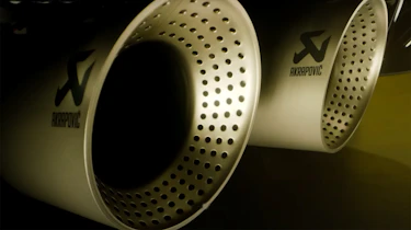 Volkswagen Golf R 333 - exhaust tips