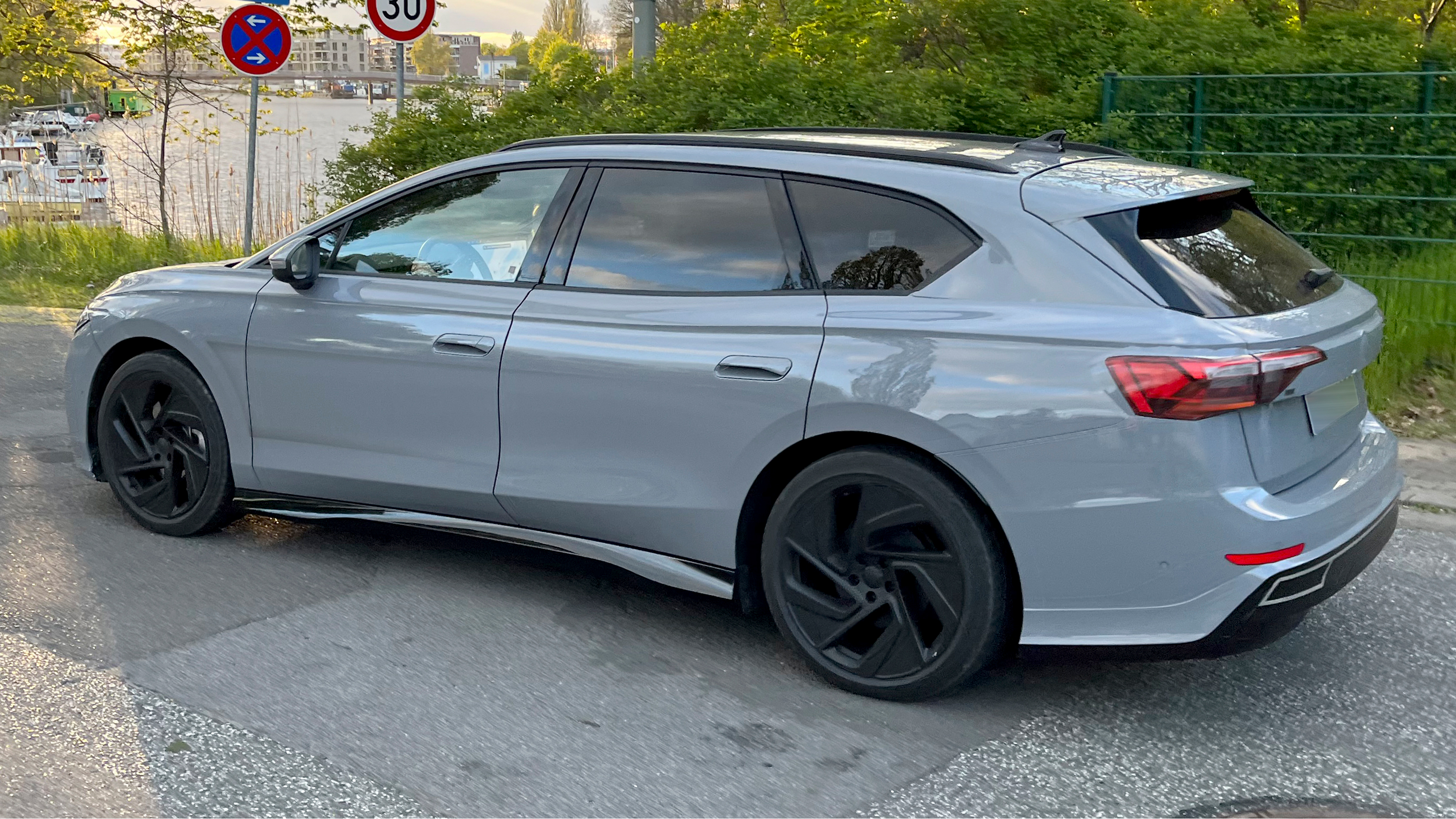 Volkswagen ID.7 estate (camouflaged) - rear static