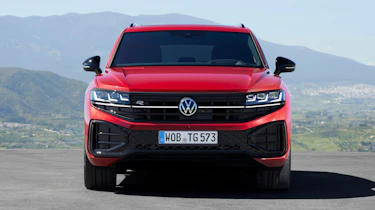 Volkswagen Touareg R-Line - full front