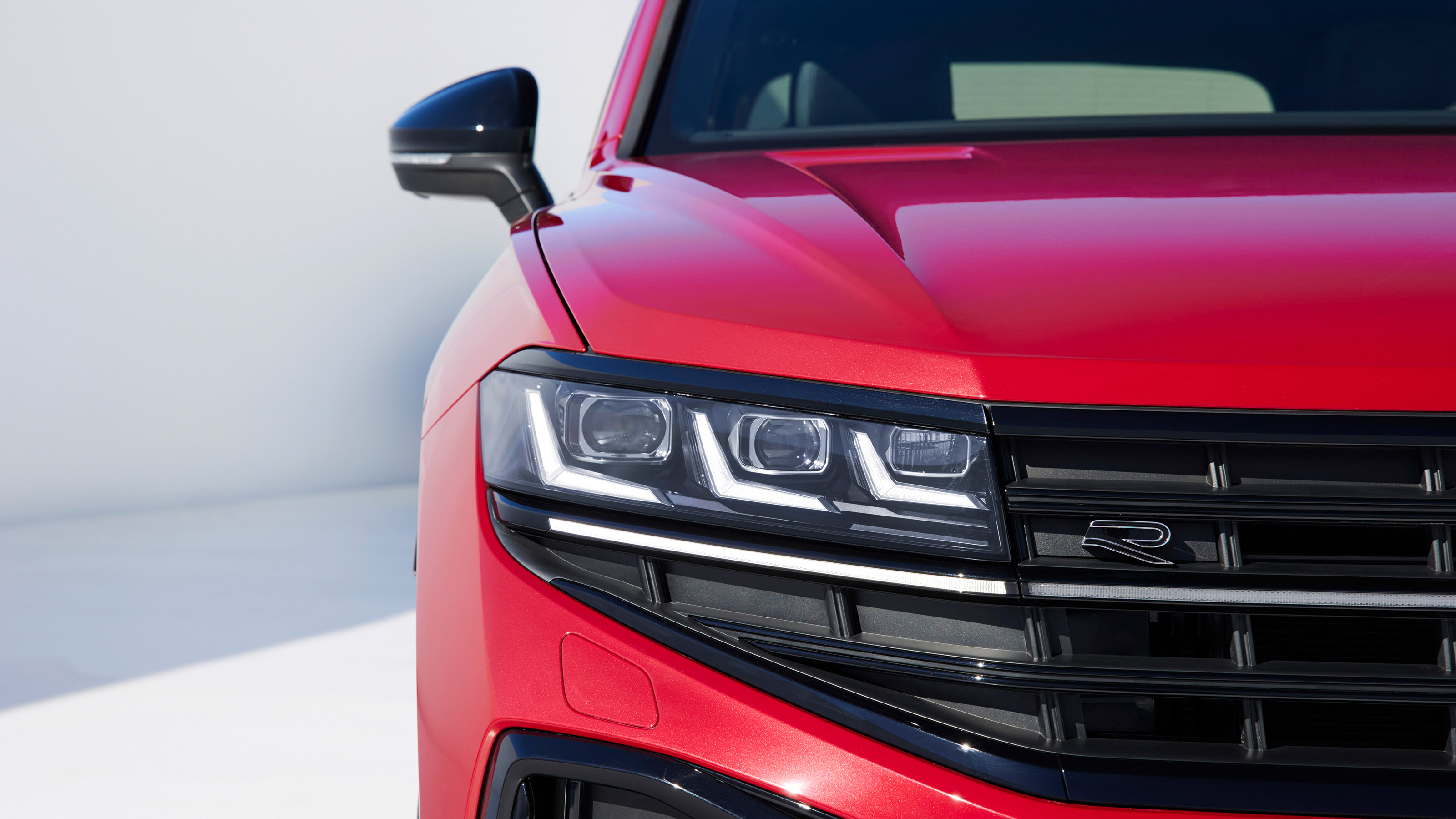 Volkswagen Touareg facelift - front light