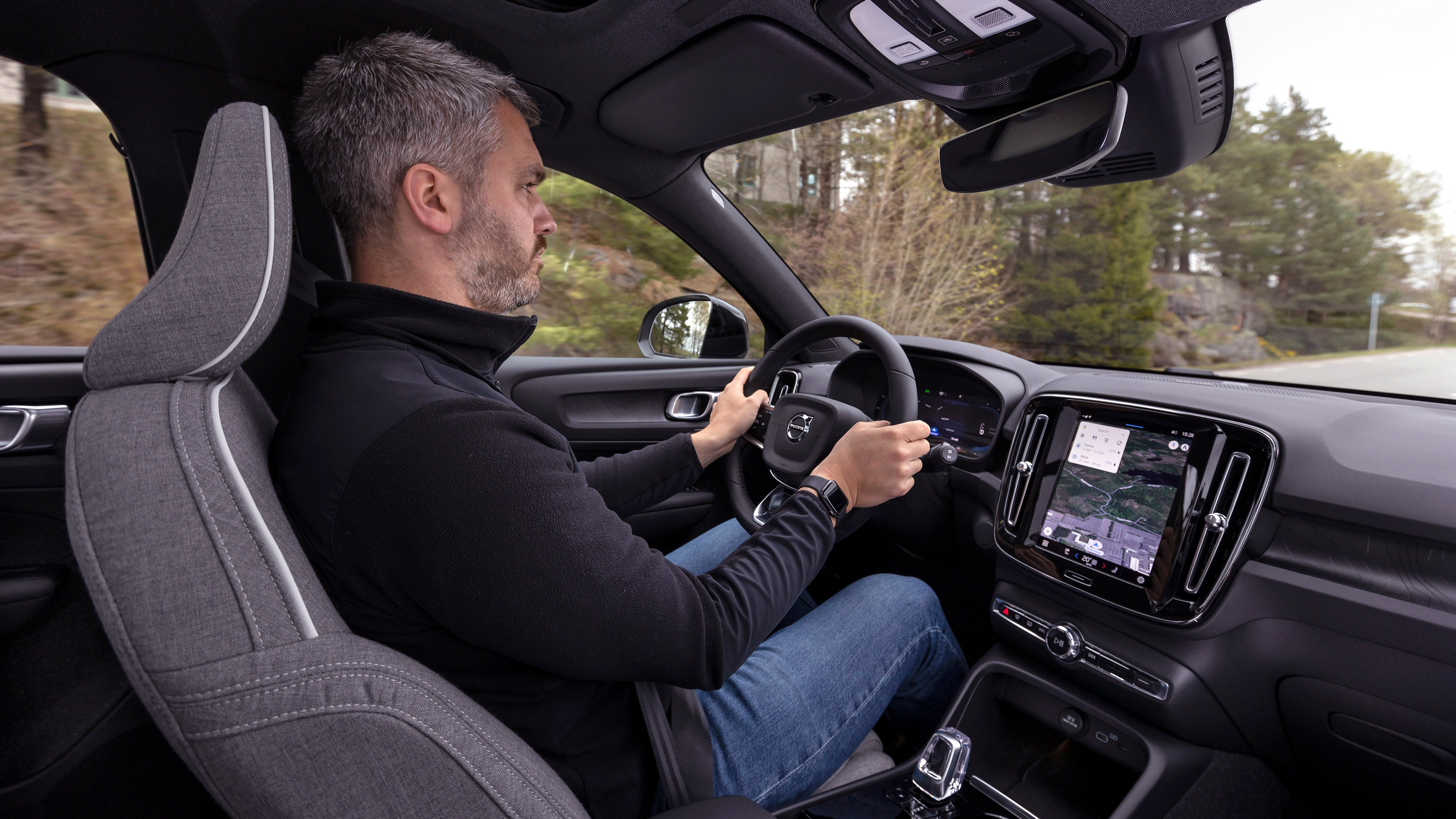 Volvo XC40 facelift - Rich Ingram