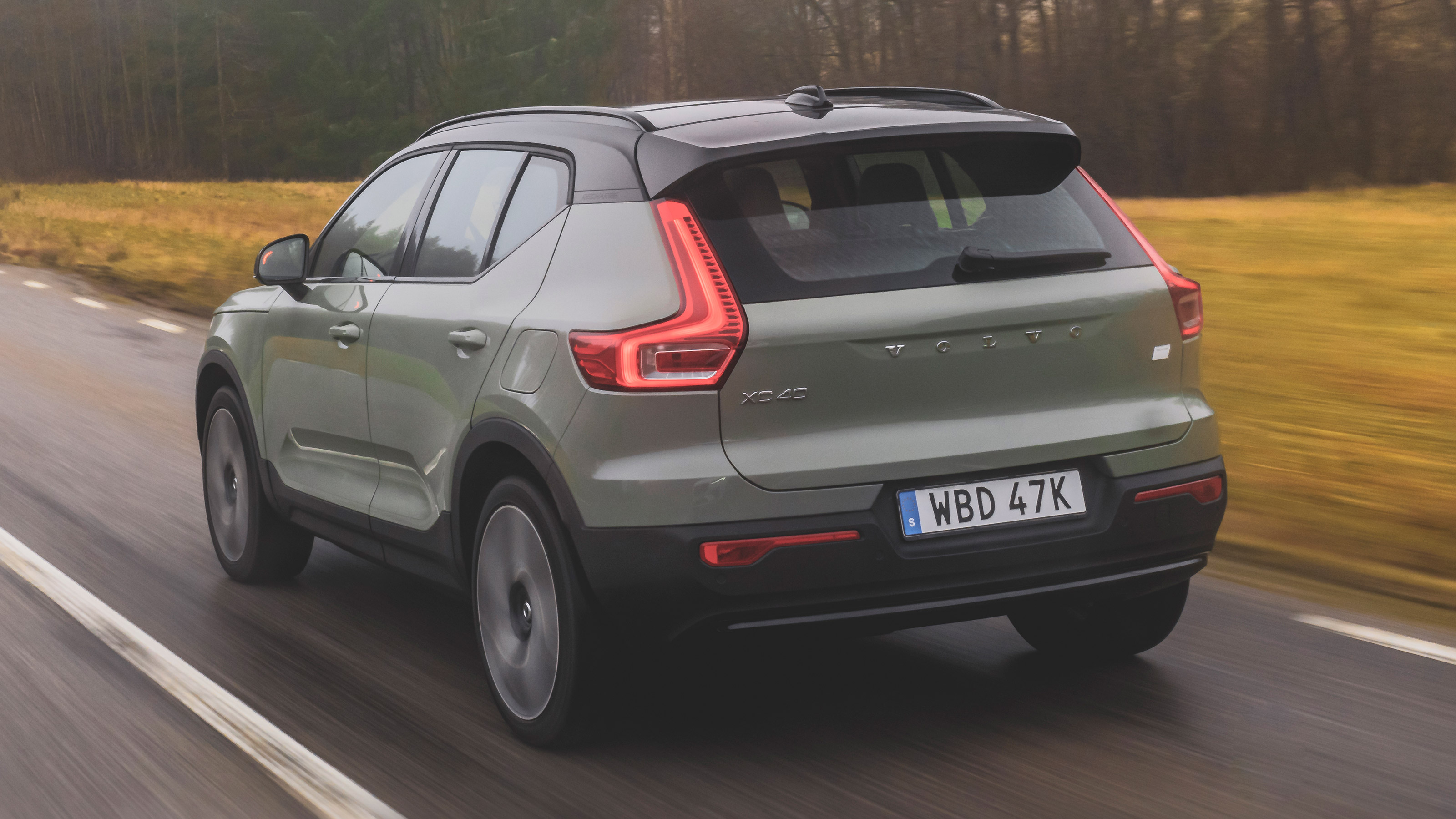 Volvo XC40 facelift - rear