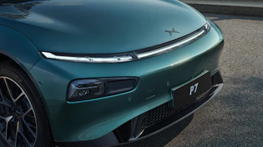 XPeng P7 - front end