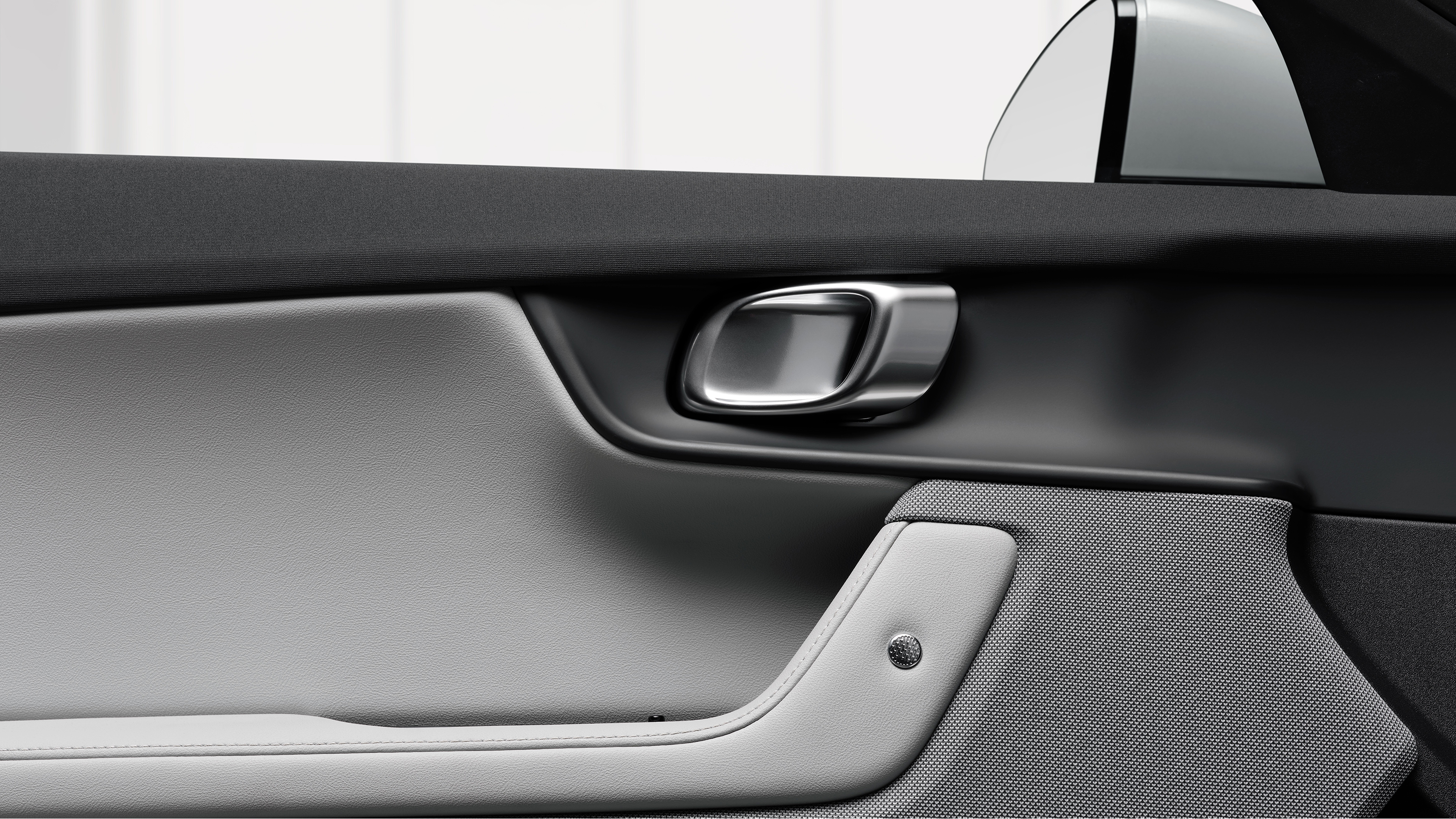 2023 Polestar 2 - interior door card