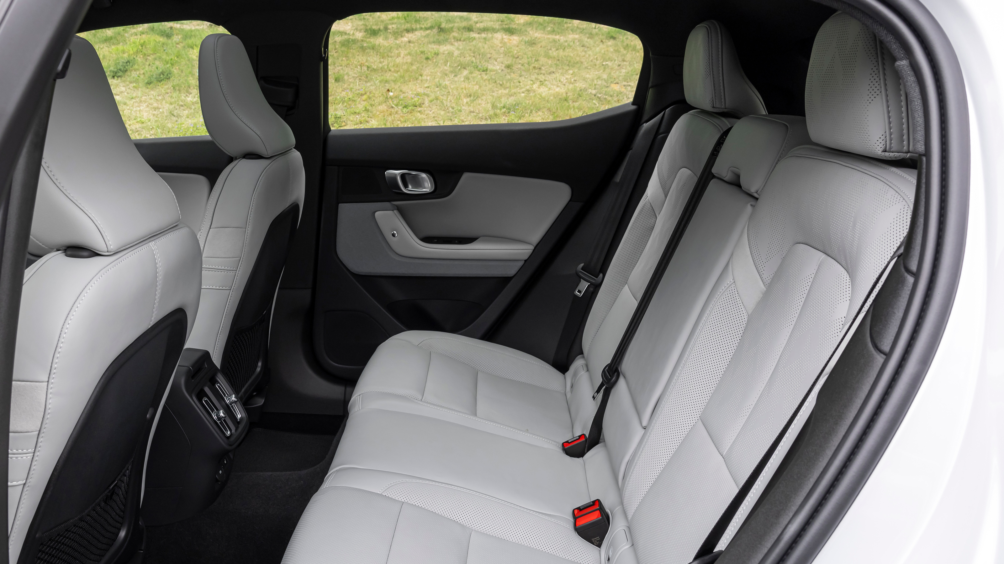 2023 Polestar 2 - rear seats