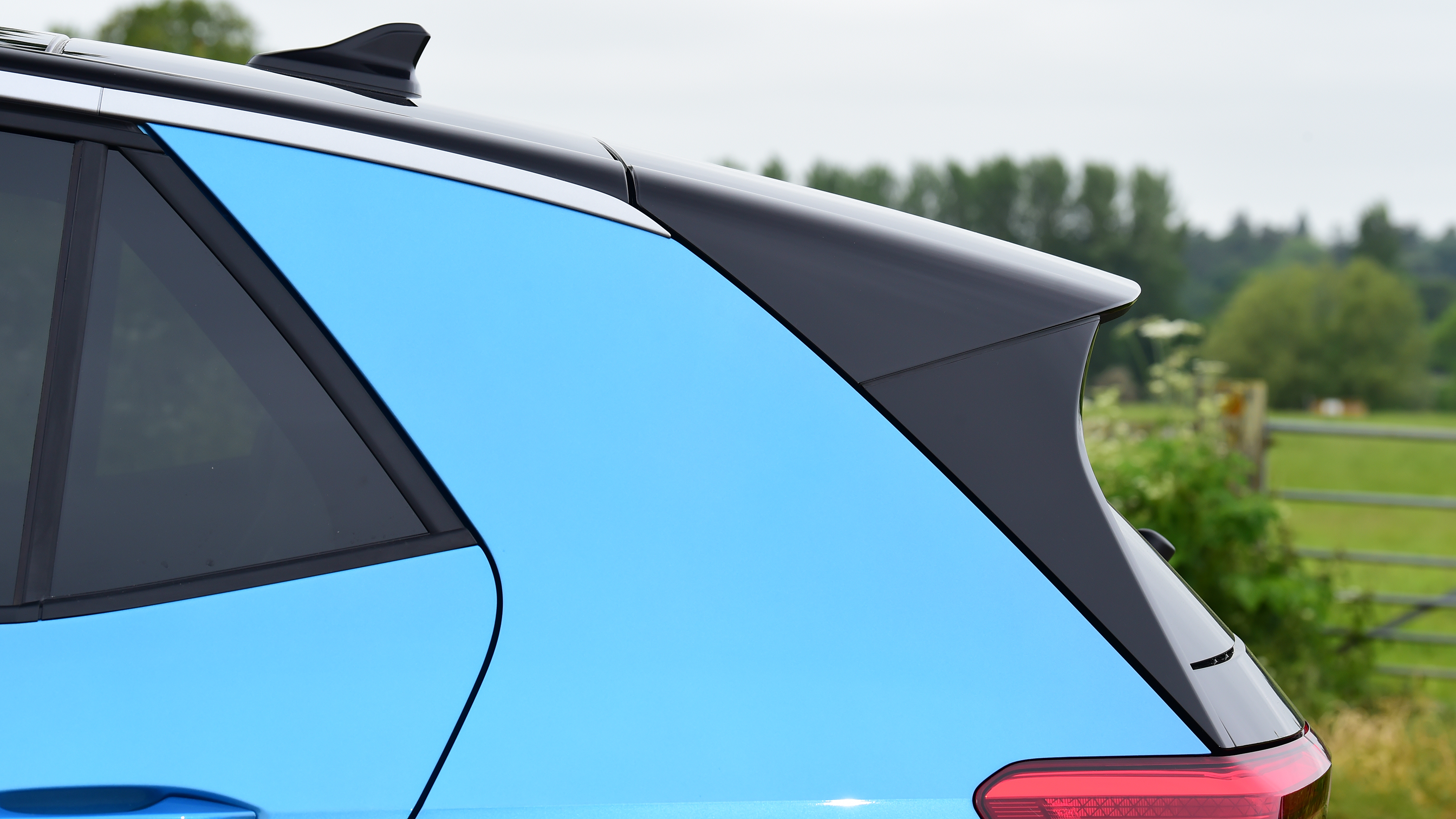 2023 Volkswagen ID.3 - rear spoiler