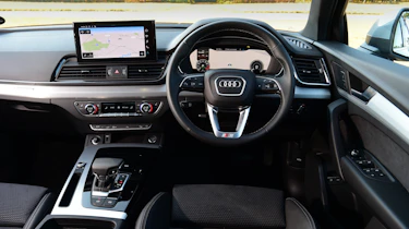 Audi Q5 - interior