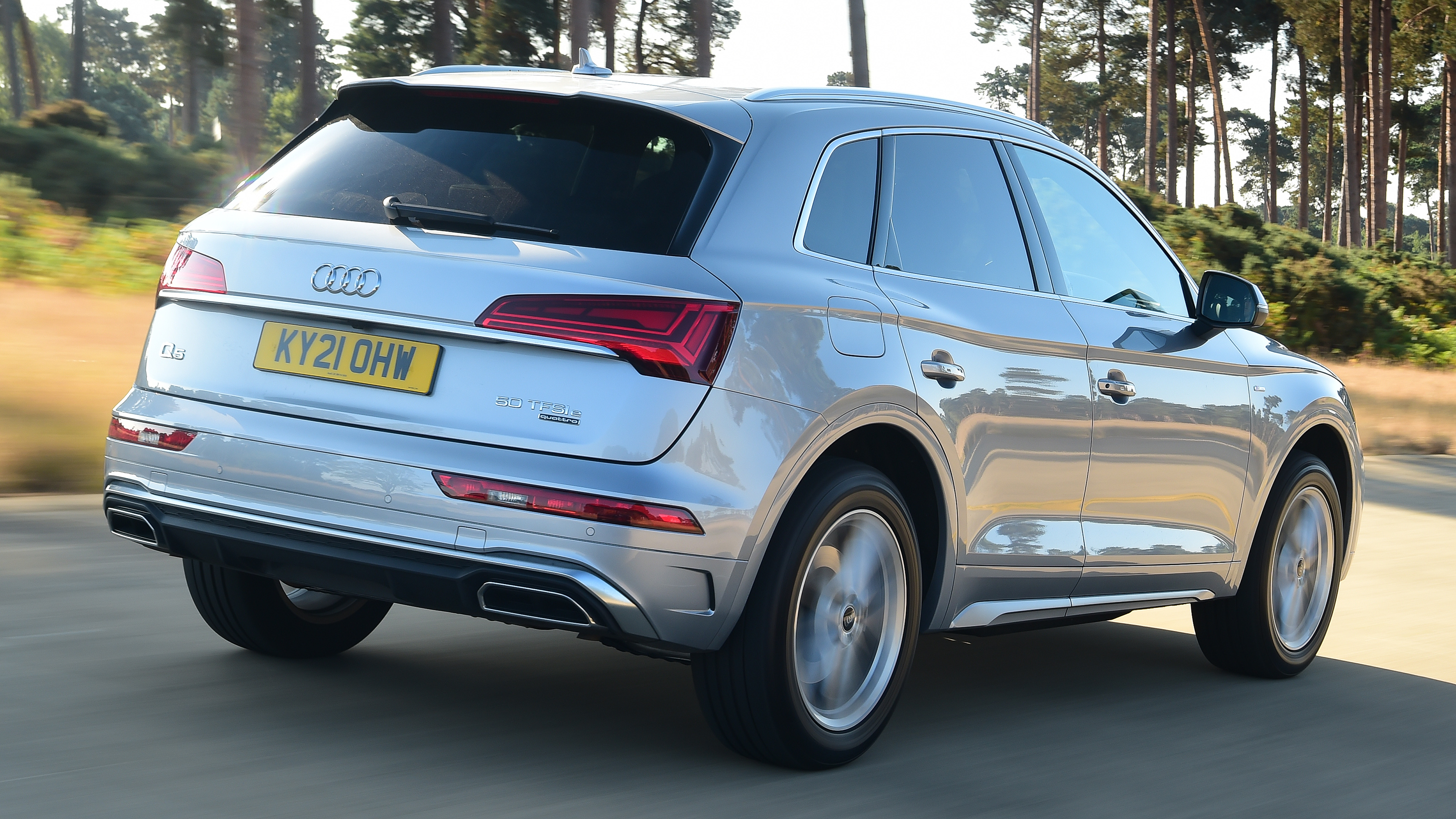 Audi Q5 - rear tracking