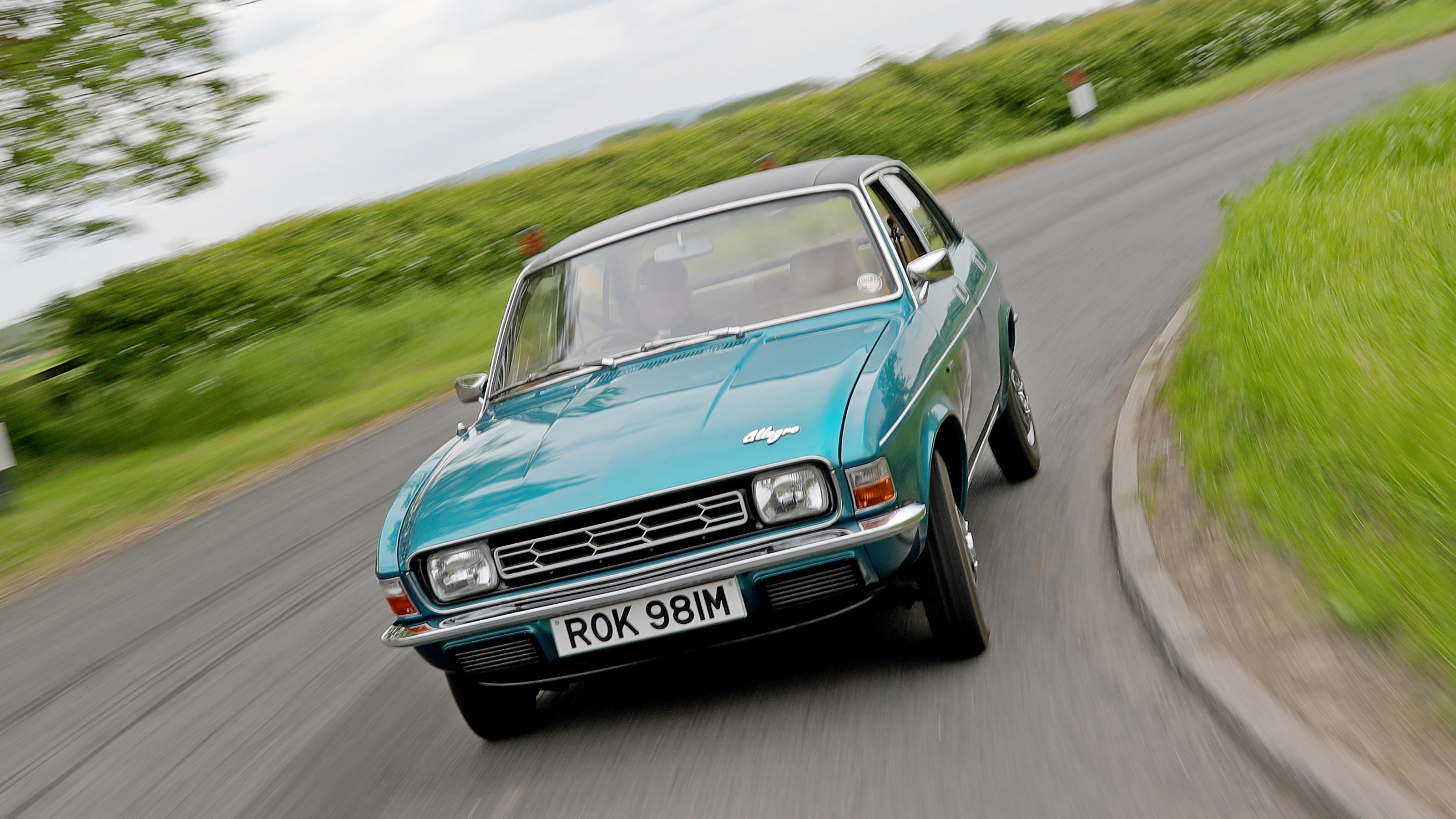 Austin Allegro - front cornering