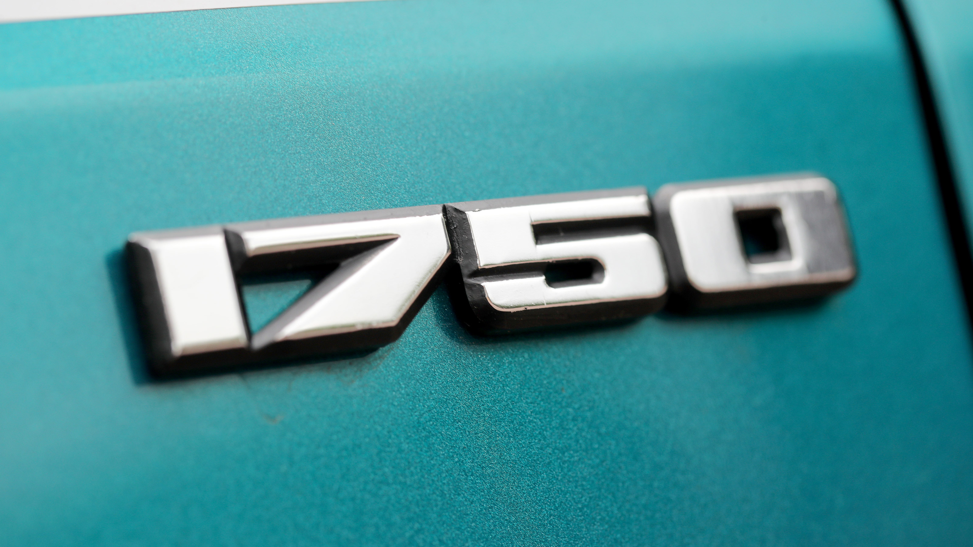 Austin Allegro - 1750 badge