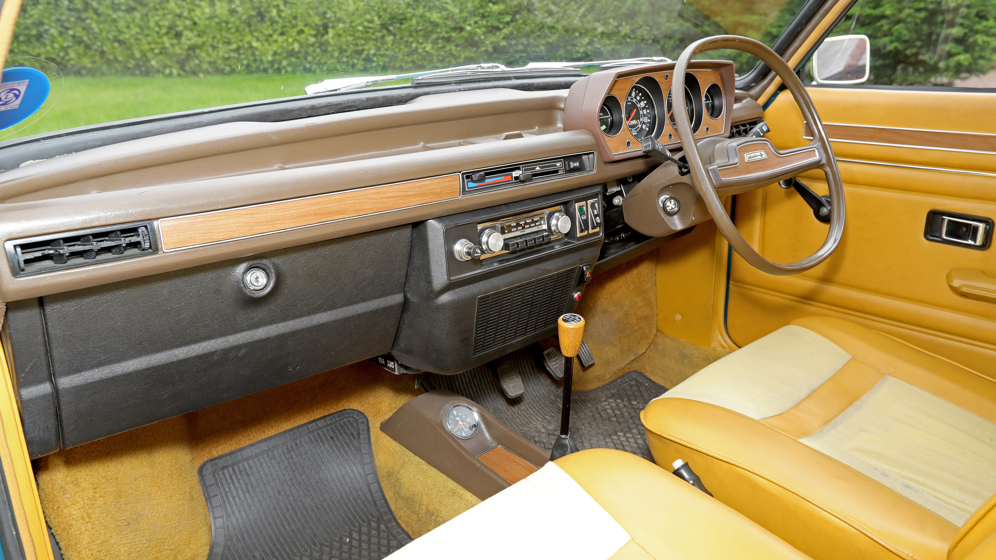 Austin Allegro - interior