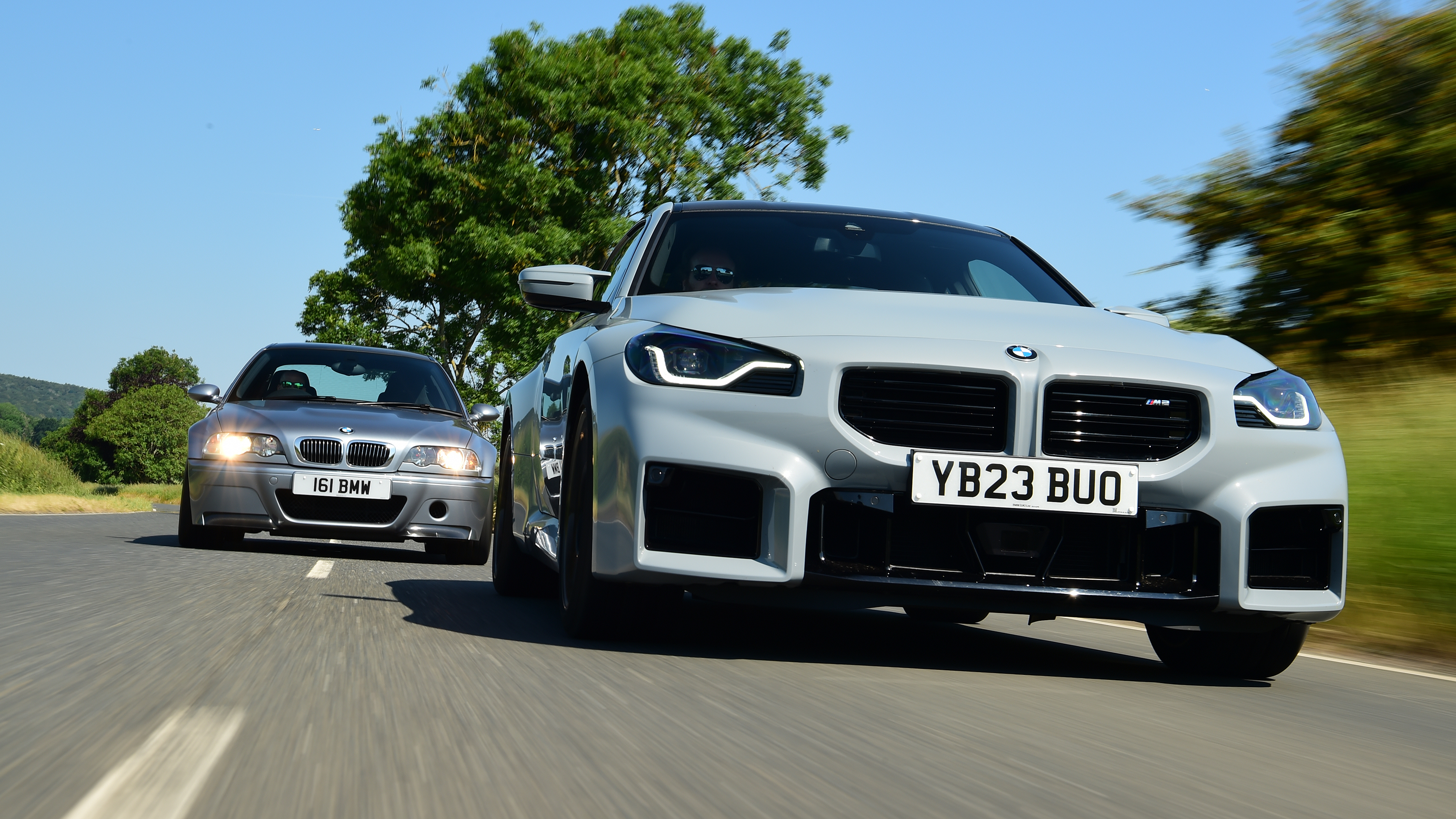 BMW M2 vs M3 CSL - M3 chasing M2