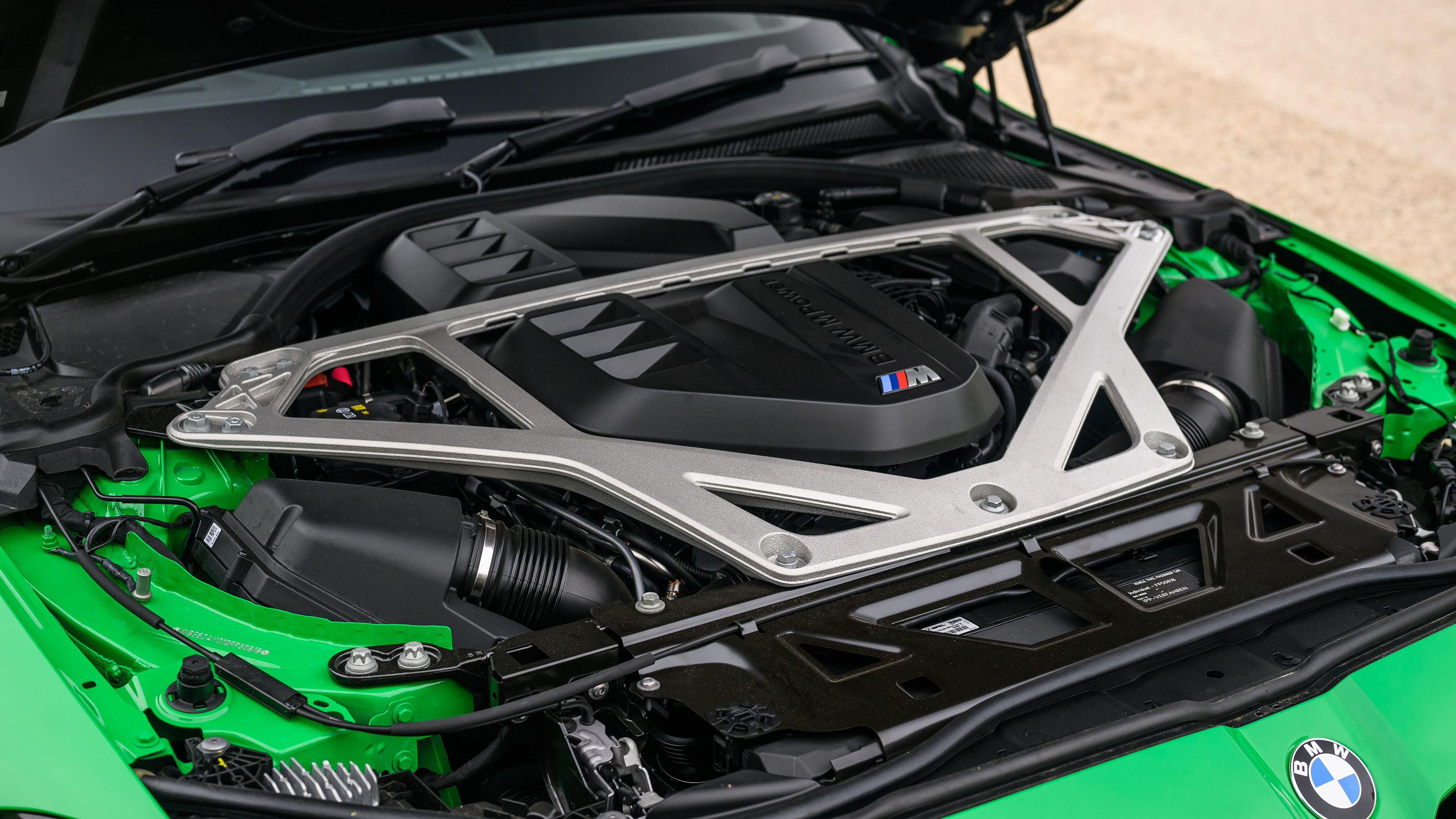 BMW M3 CS - engine bay