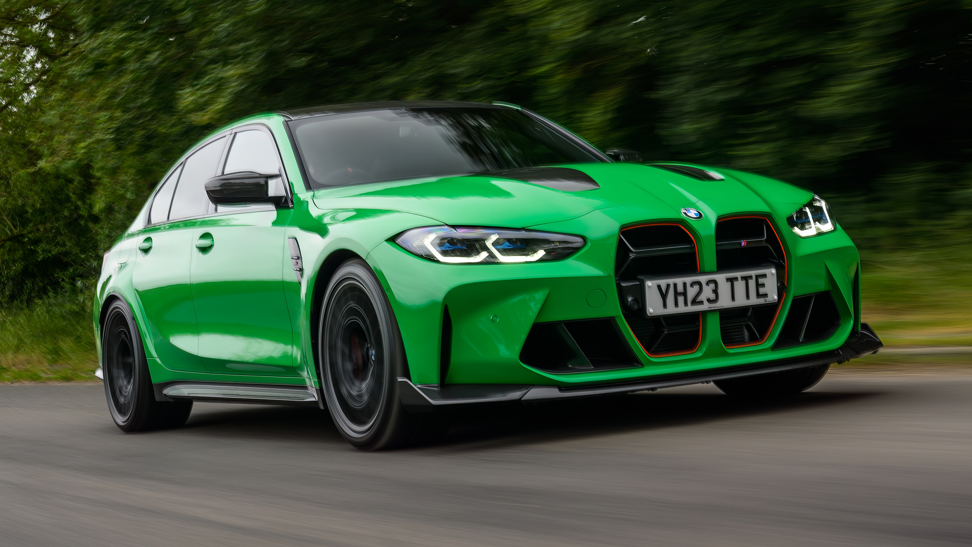 BMW M3 CS - front tracking