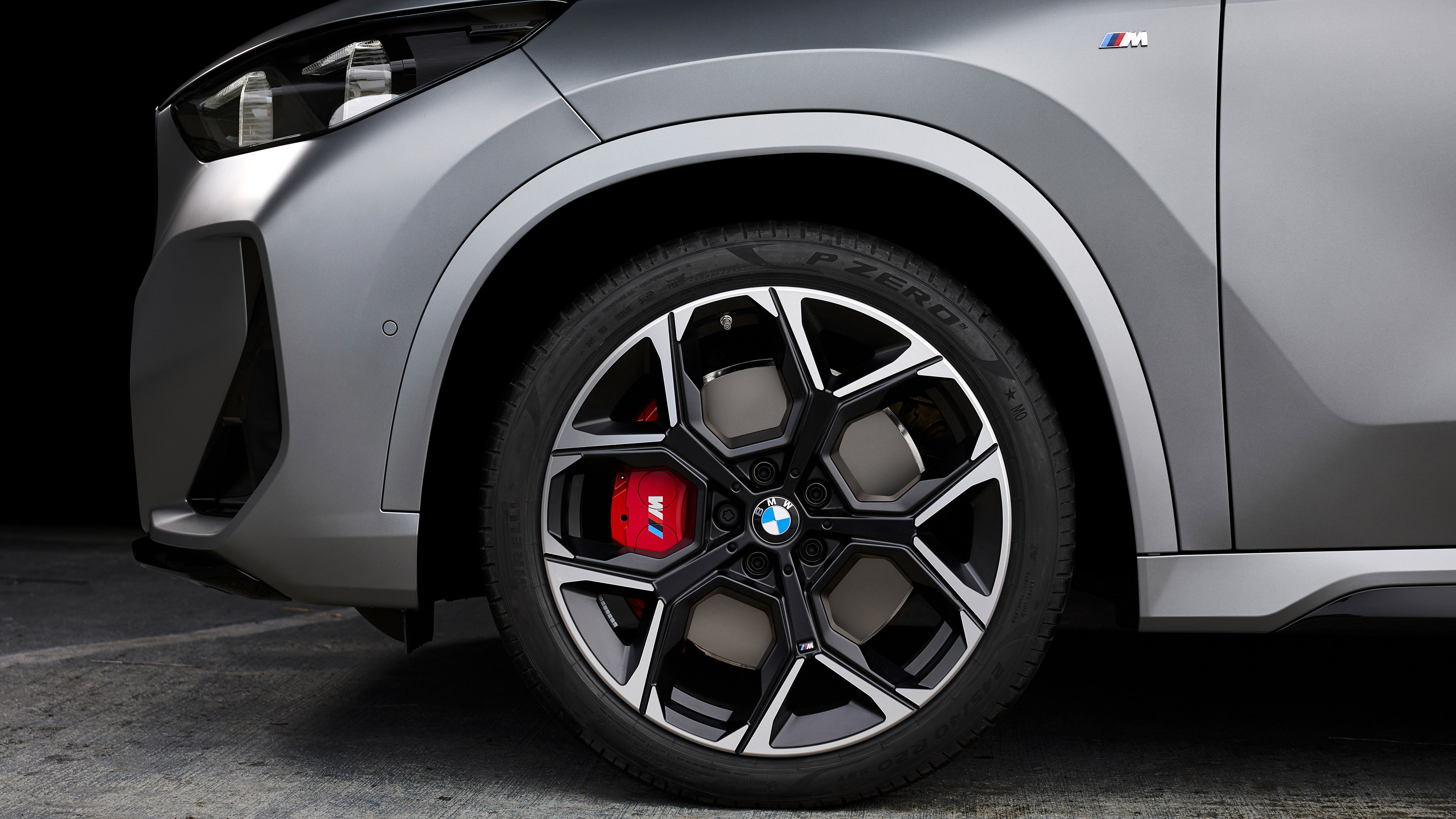 BMW X1 M35i - wheel