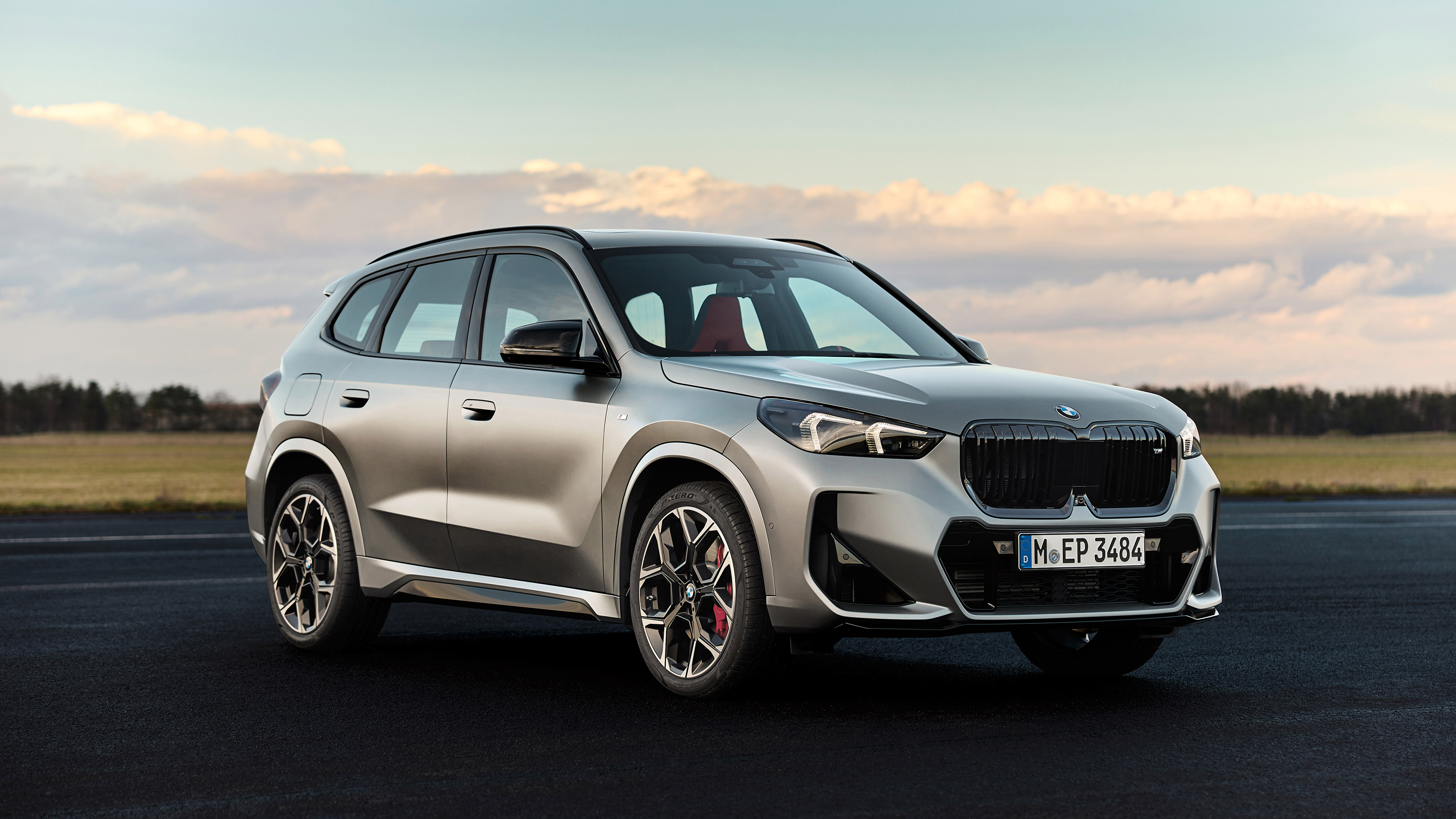 BMW X1 M35i - front static
