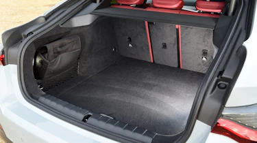 BMW i4 - boot