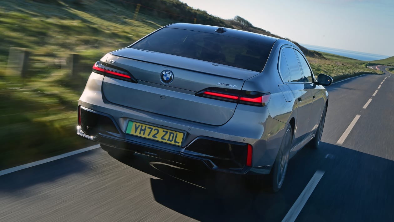 BMW i7 - rear