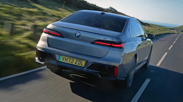 BMW i7 - rear