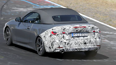 2024 BMW 4 Series cabrio - rear tracking