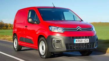 Citroen Berlingo Van - front tracking