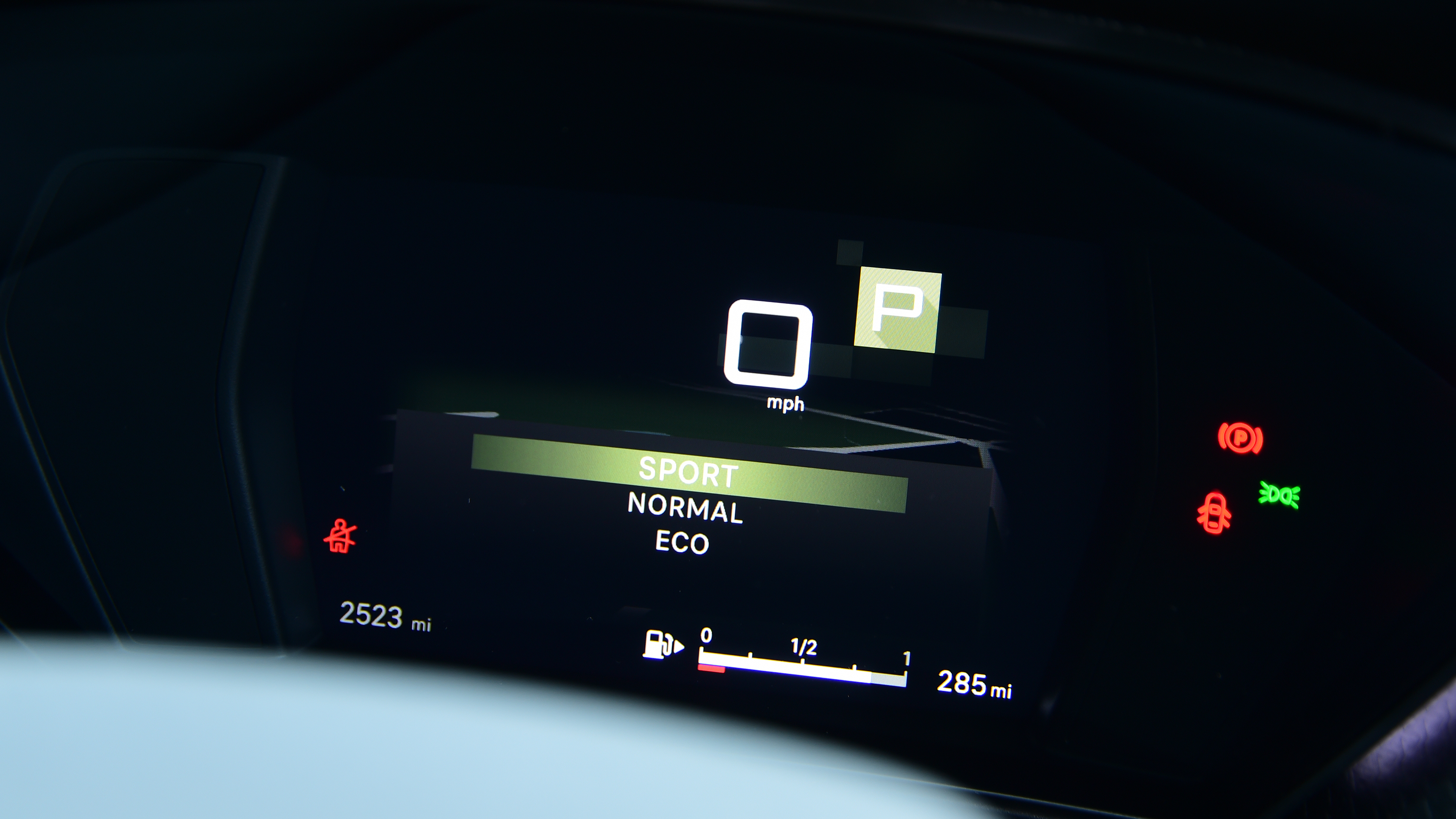 Citroen C5 X - dashboard screen
