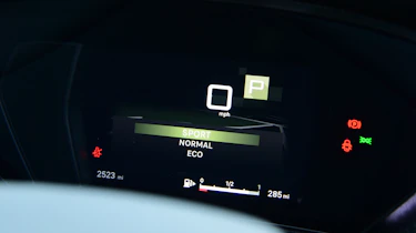 Citroen C5 X - dashboard screen
