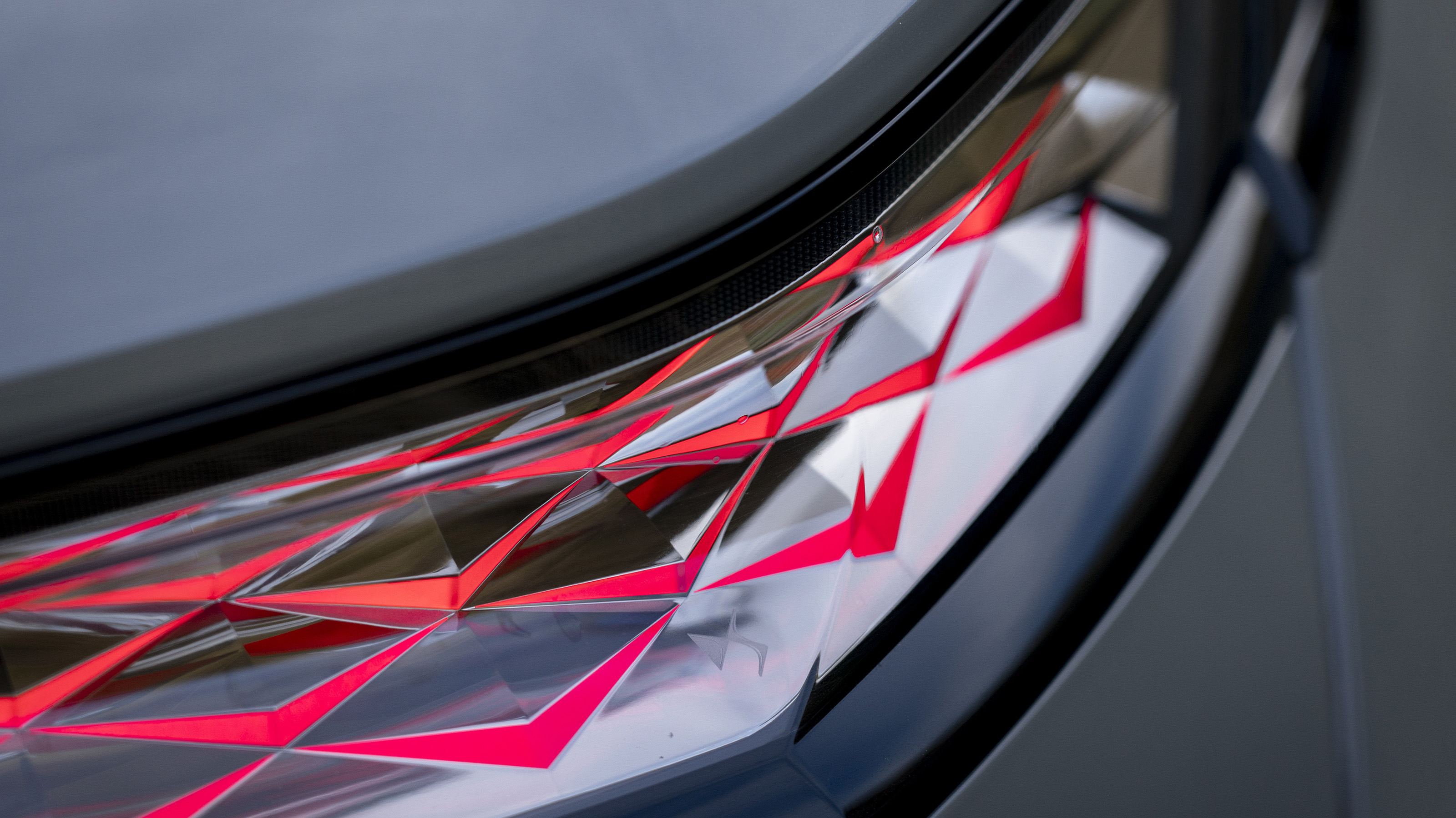 DS 7 - tail-lights