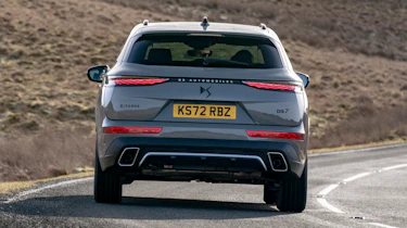 DS 7 - rear cornering
