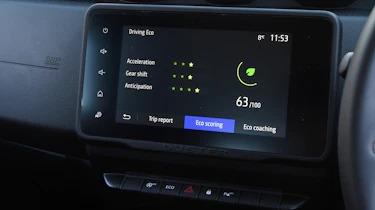 Dacia Duster - infotainment touchscreen