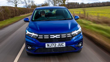 Dacia Sandero - full front