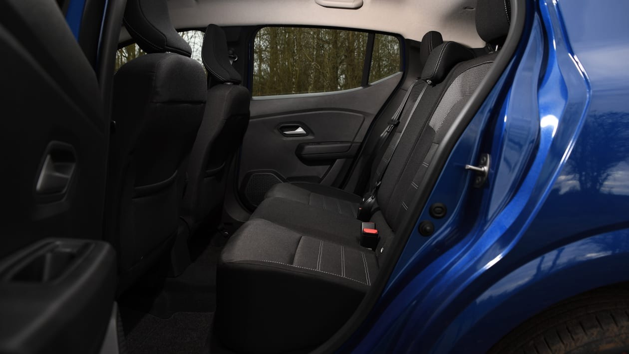 Dacia Sandero - rear seats