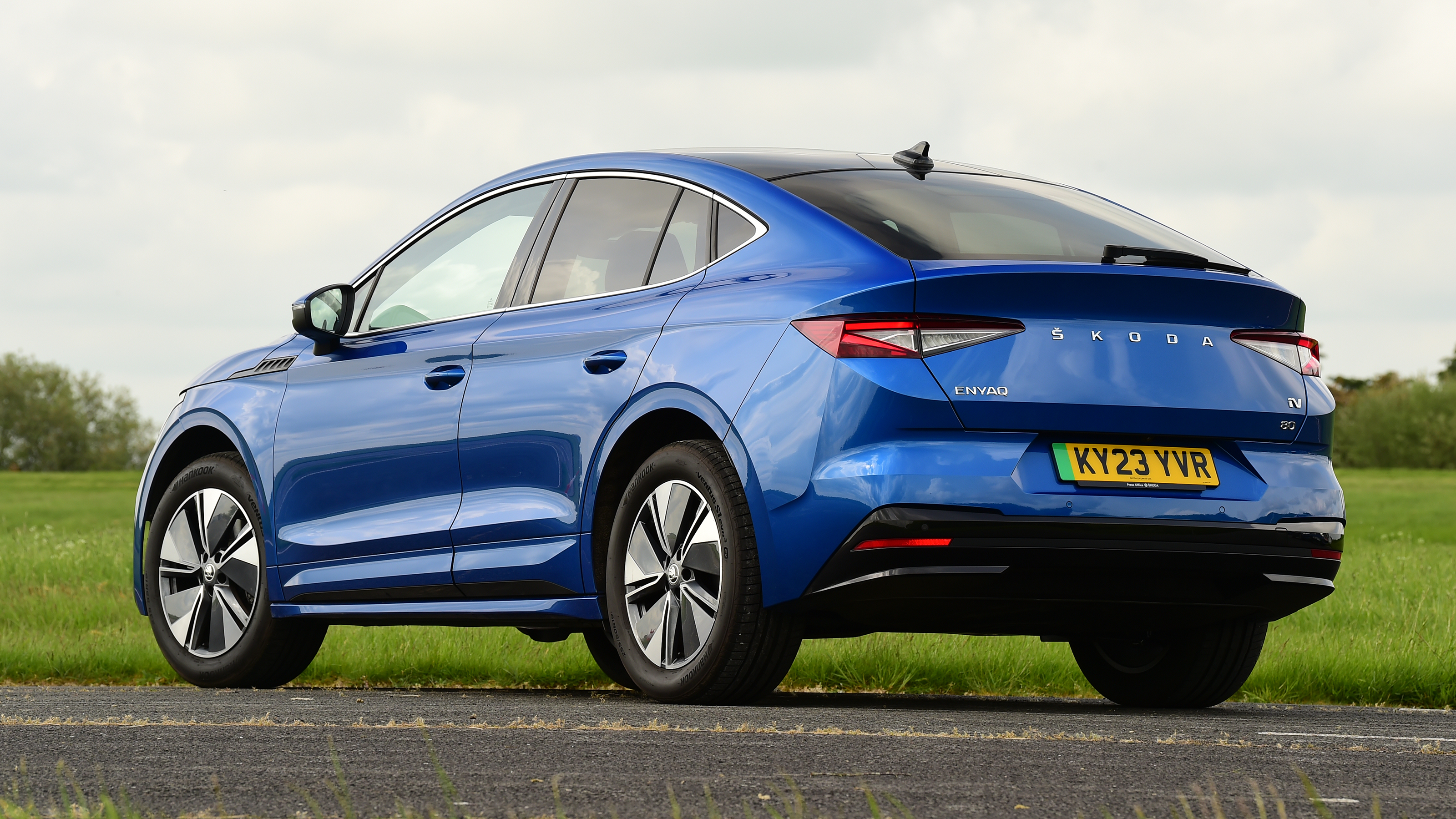 Skoda Enyaq iV - rear static