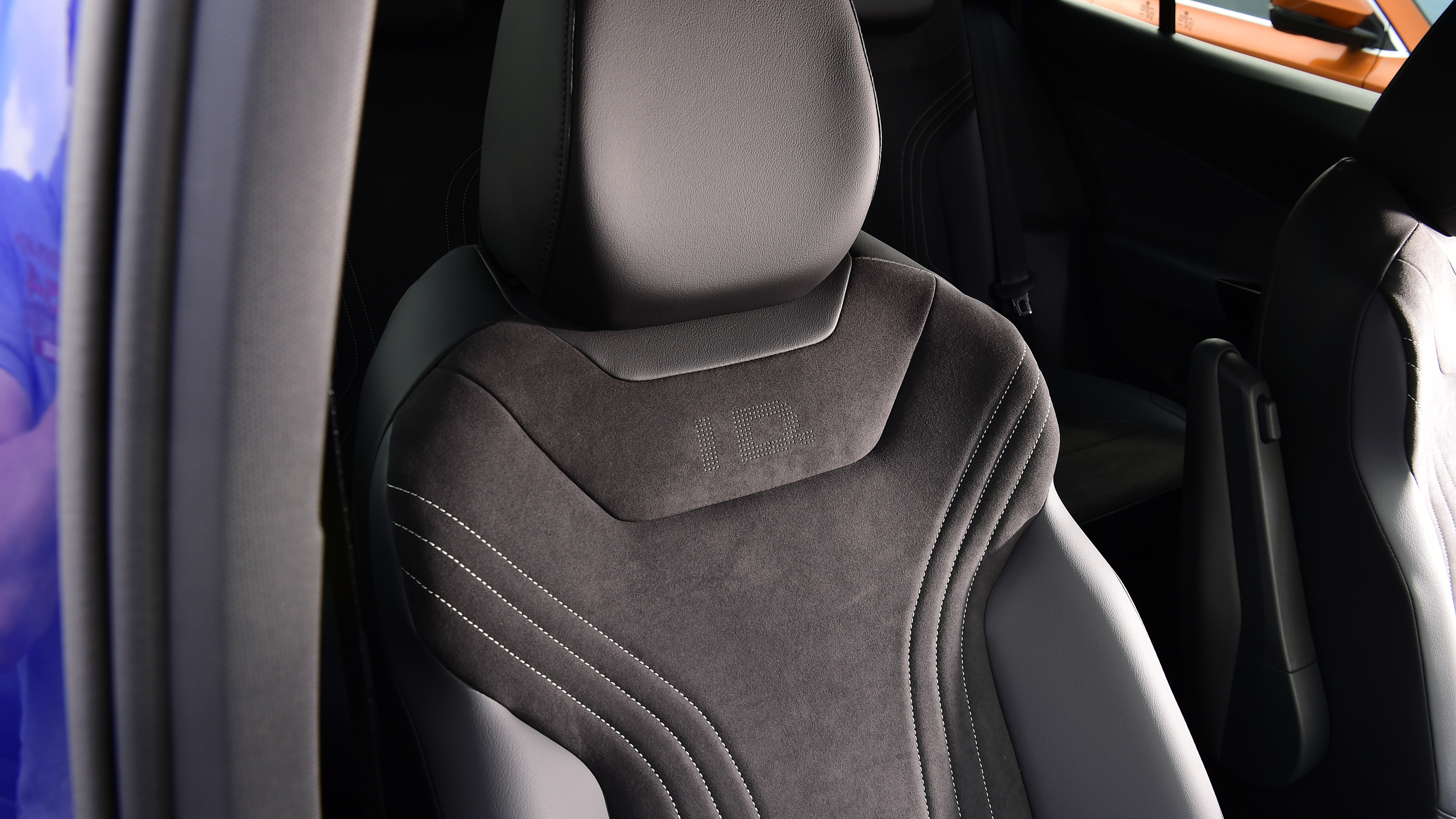 Volkswagen ID.5 - front seats