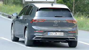 Facelifted Volkswagen Golf 8 spy shot
