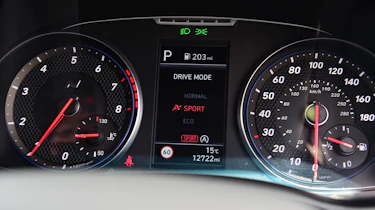 Hyundai i20 N - dashboard dials