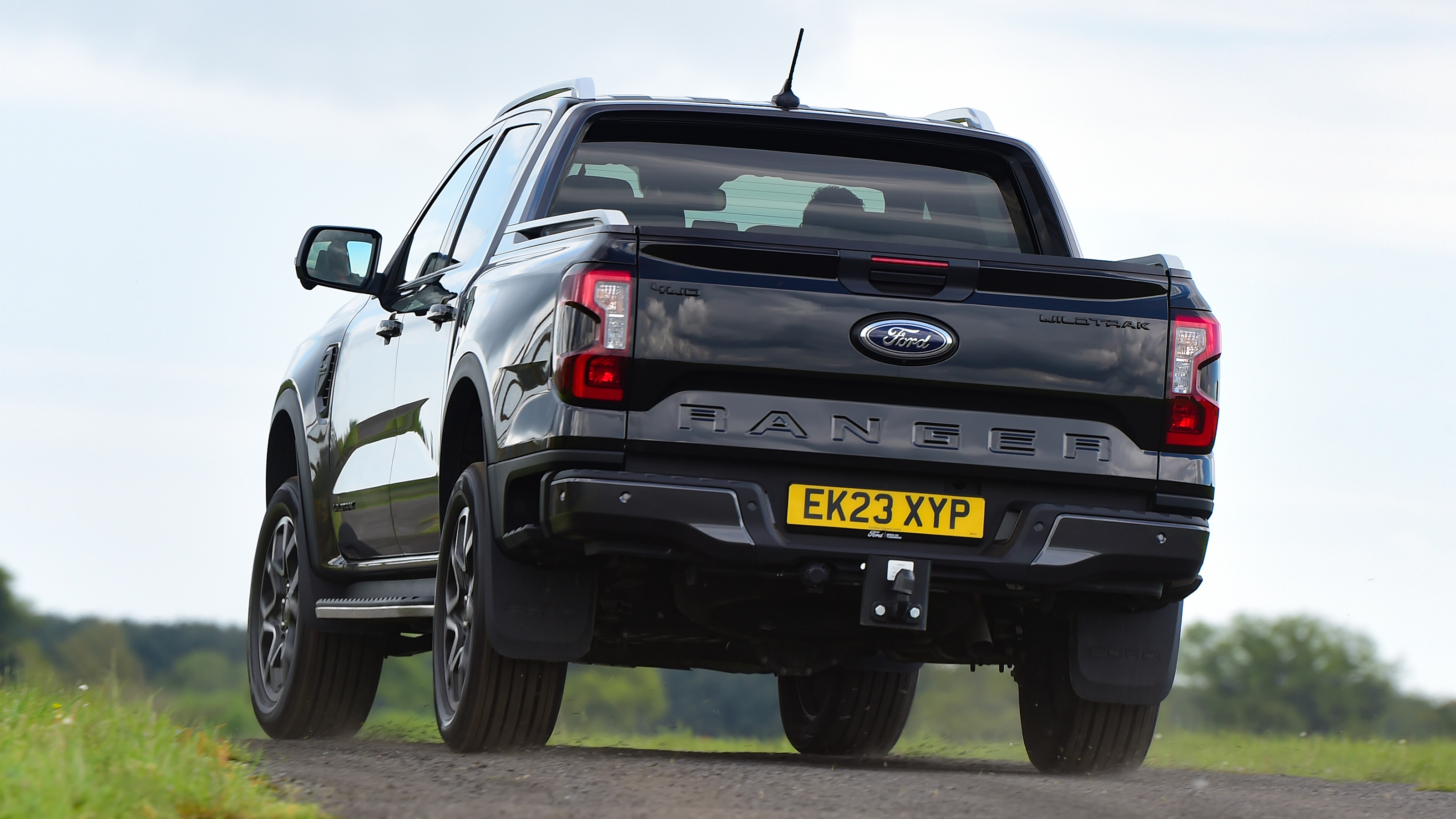Ford Ranger - rear cornering