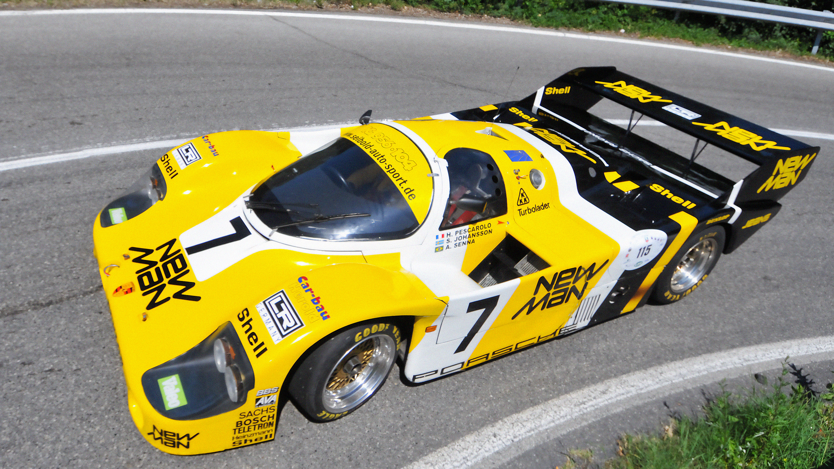 Porsche 956