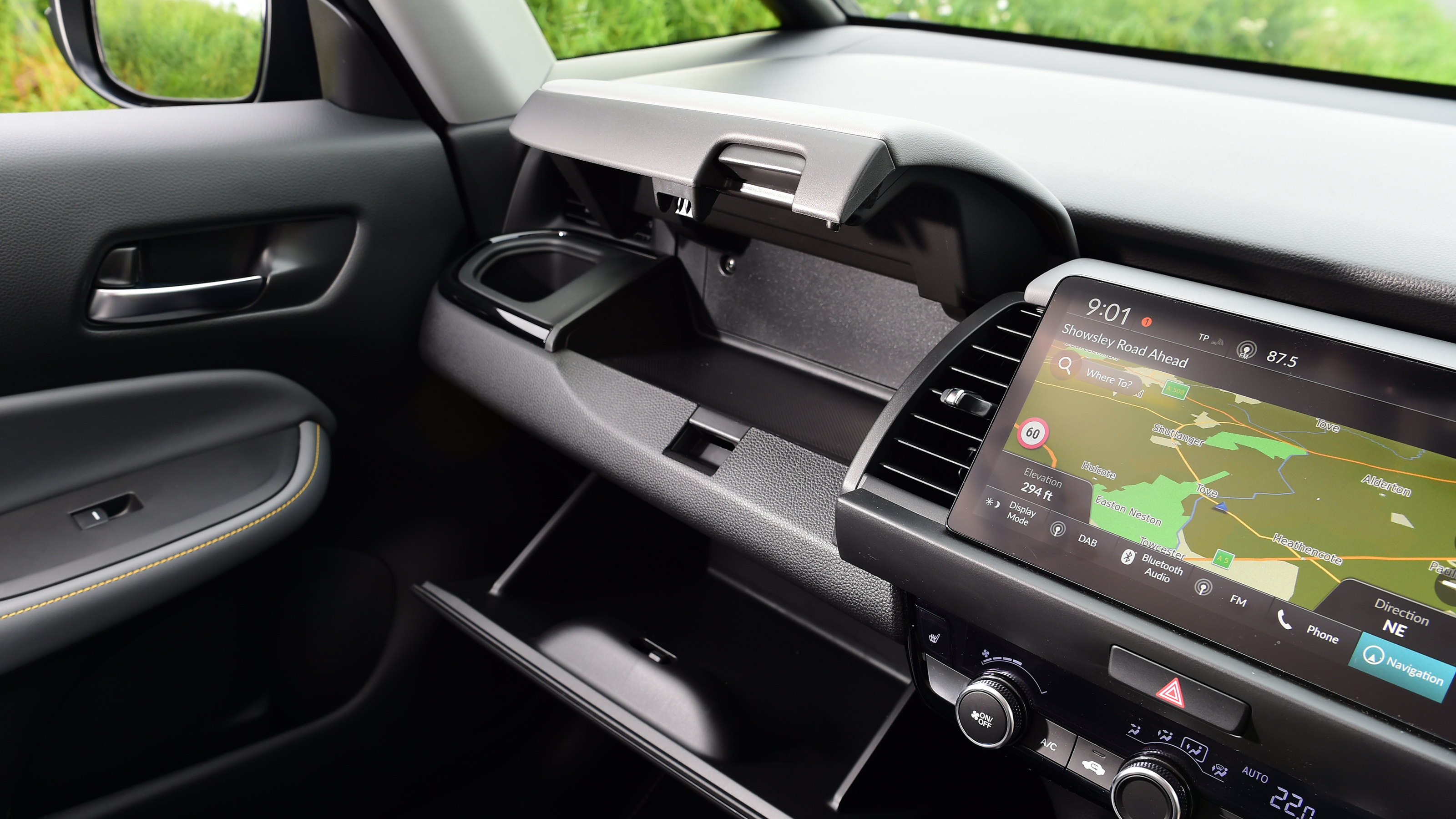 Honda Jazz - glovebox