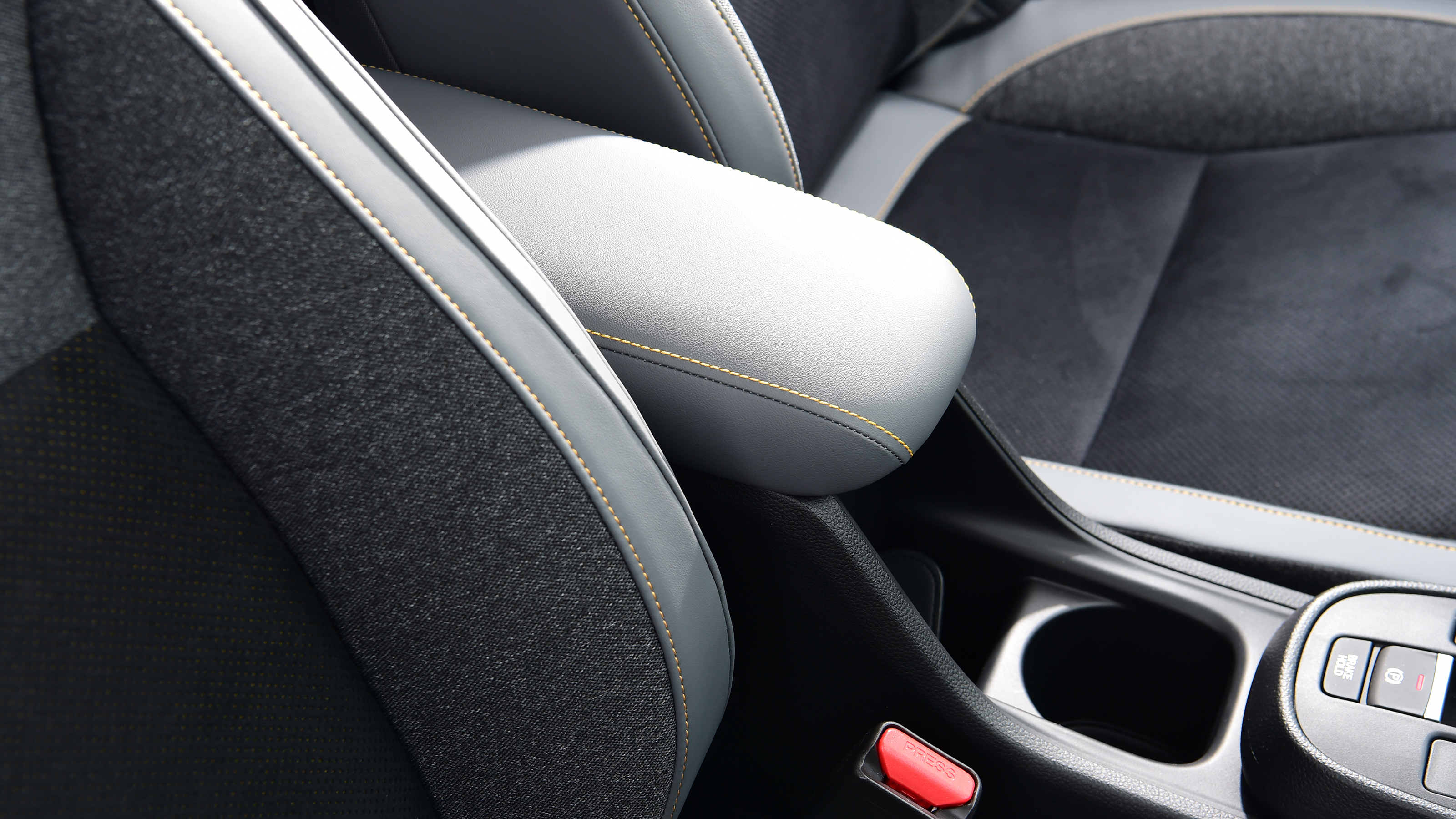 Honda Jazz - armrest
