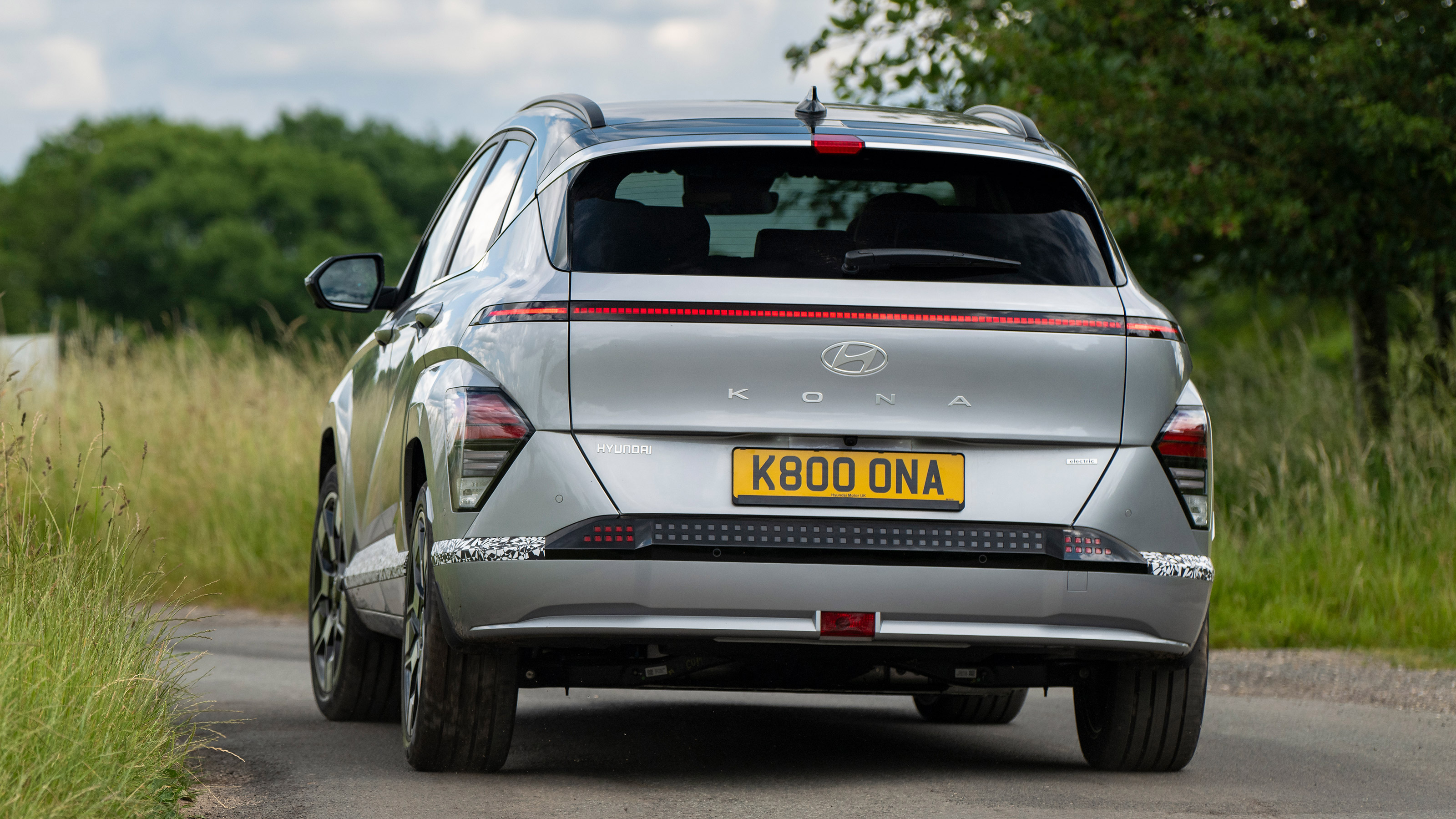 Hyundai Kona - rear cornering