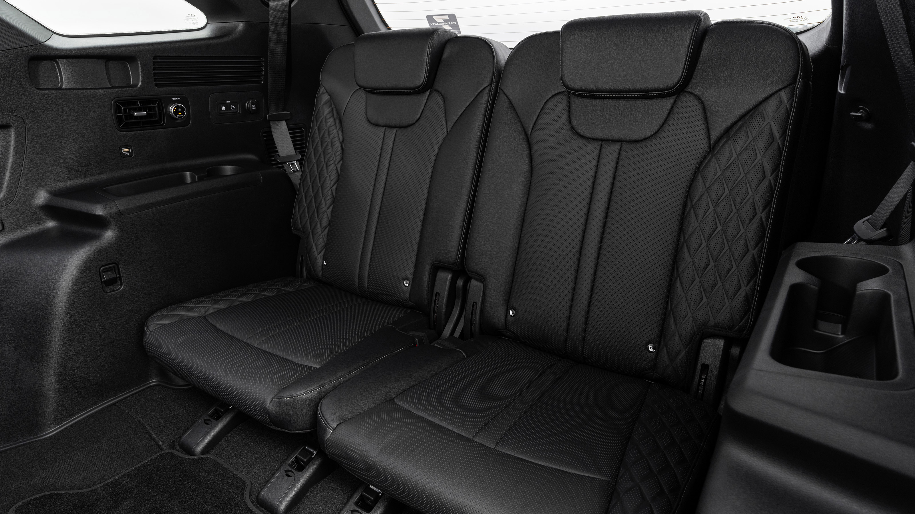 Kia Sorento Edition - back row