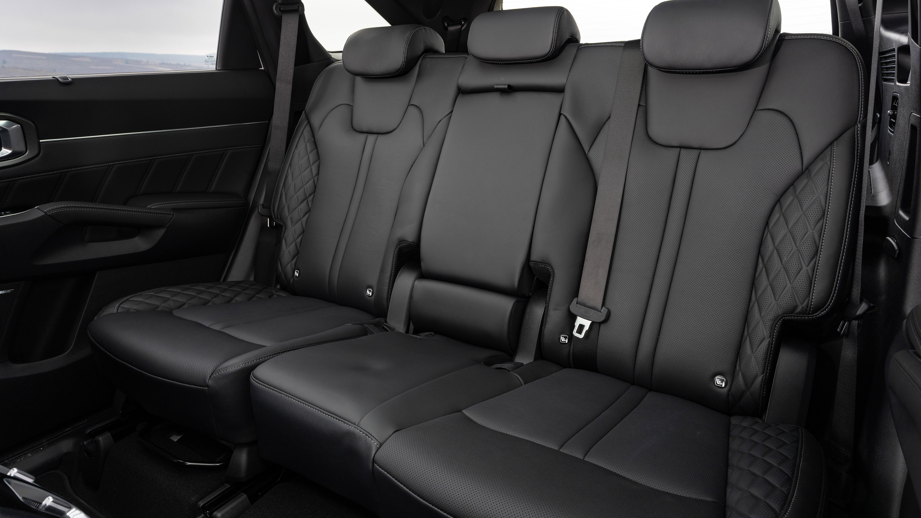 Kia Sorento Edition - rear seats