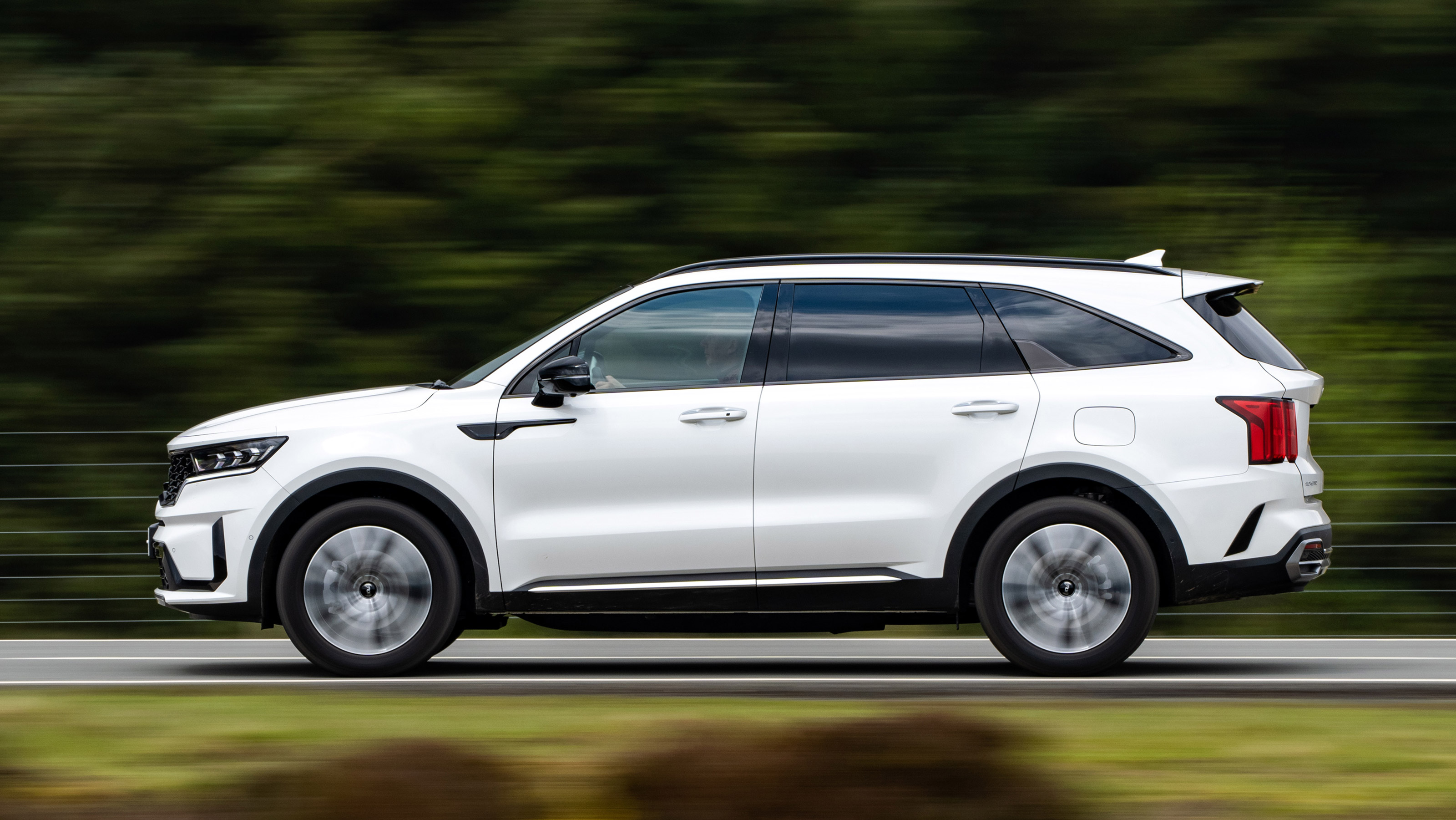 Kia Sorento Edition - side