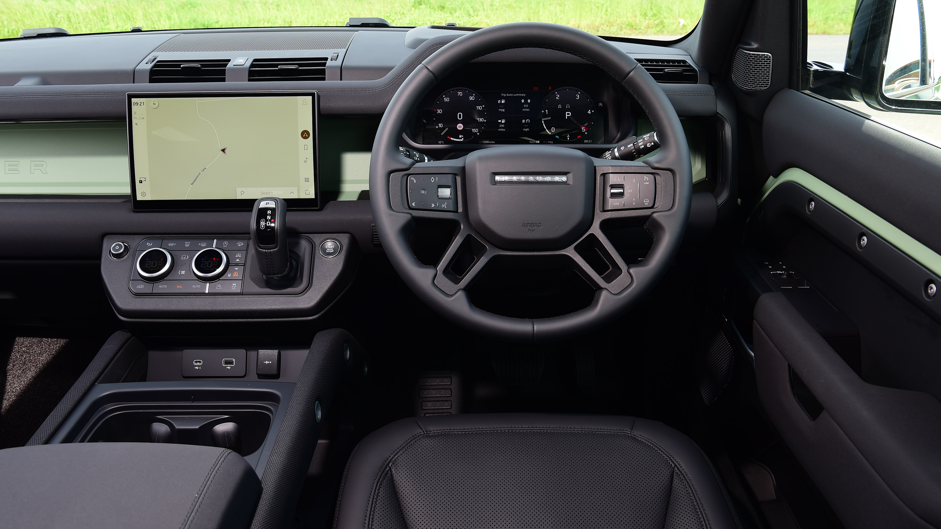Land Rover Defender 75th Limited Edition - cabin