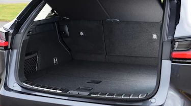 Lexus NX - boot