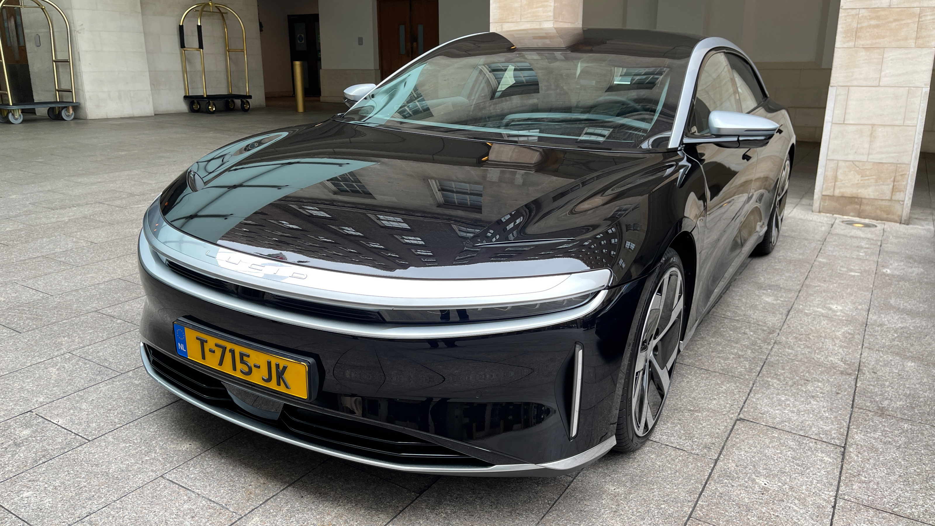 Lucid Air - front static