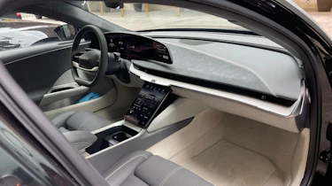 Lucid Air - interior